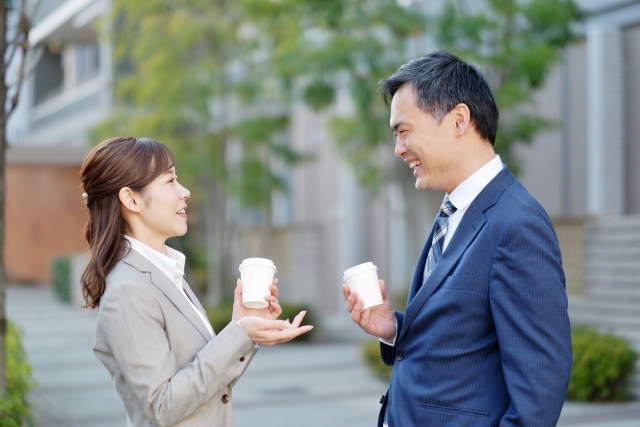 話し合い、妥協点を探す