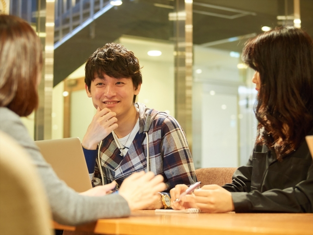 友人や家族の感覚で付き合う